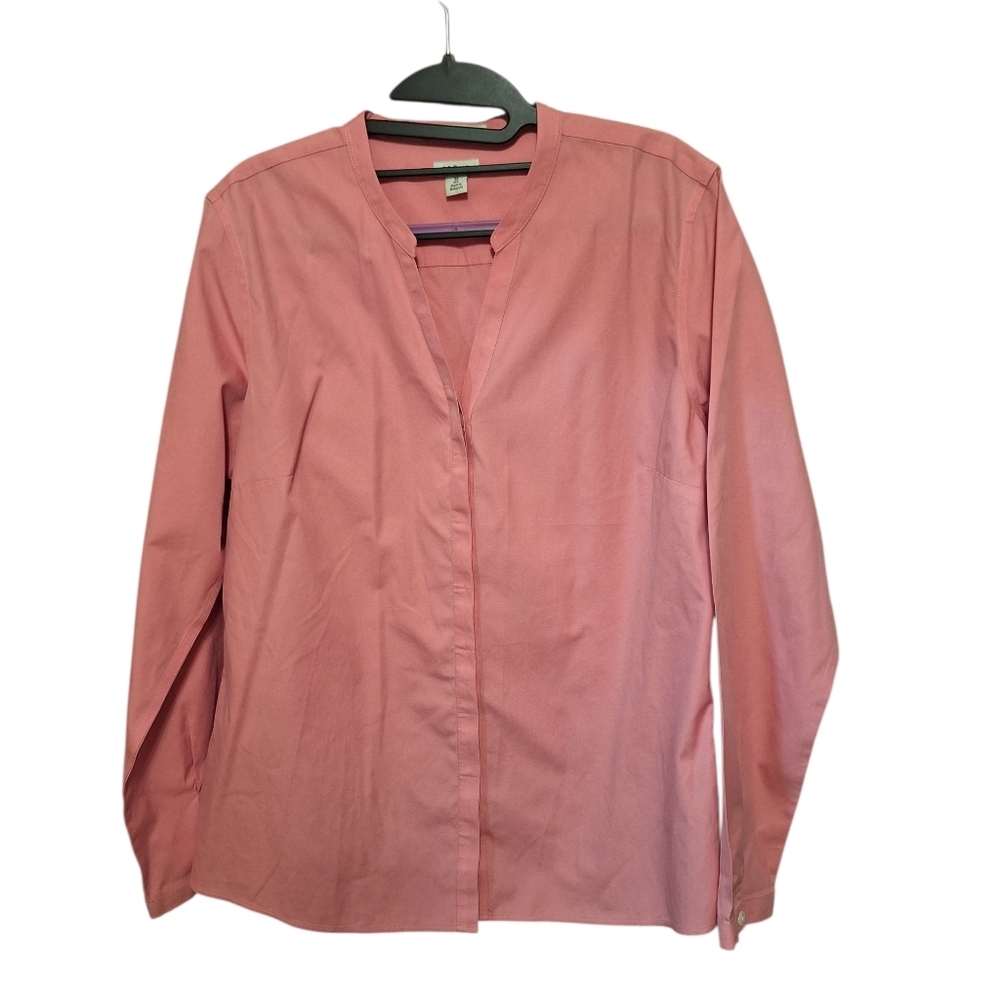 L.L.Bean Ladies Medium Pink Wrinkle Free Long Sleeve No Iron Blouse Preppy